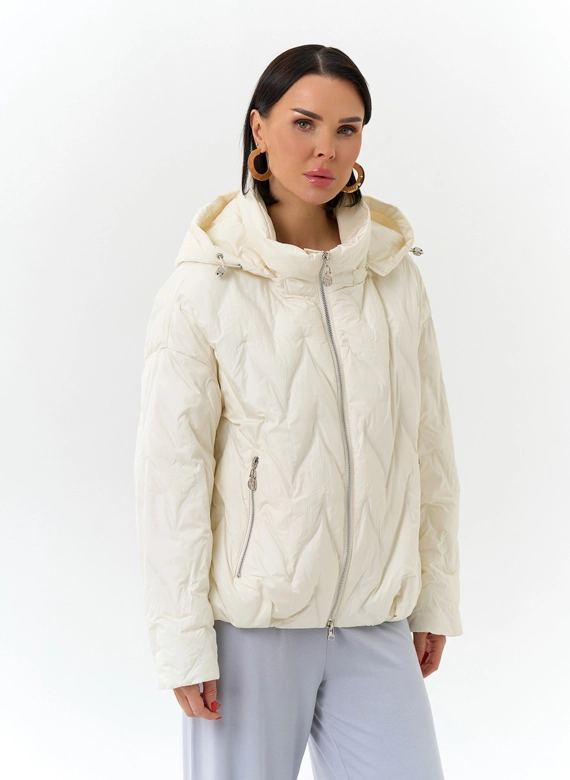 Женская куртка с капюшоном 