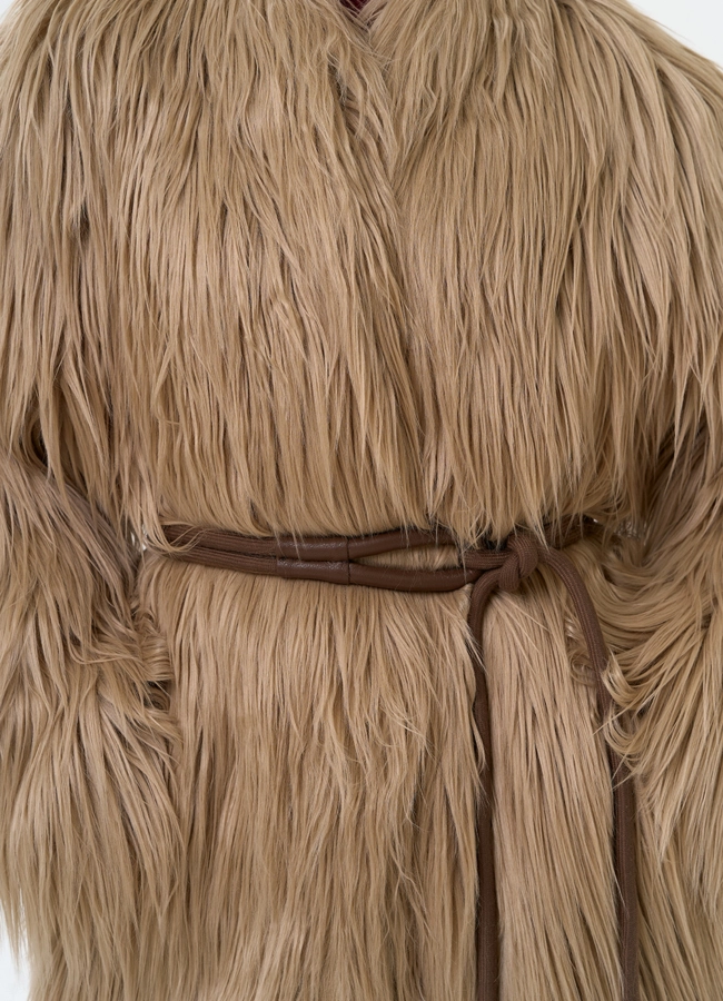 Женская шуба из эко меха с декоративным поясом модель № 31532 универмаг малина