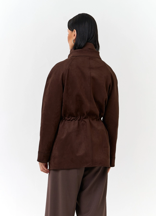фото Женская куртка из эко замши с воротником стойкой модель № 32796