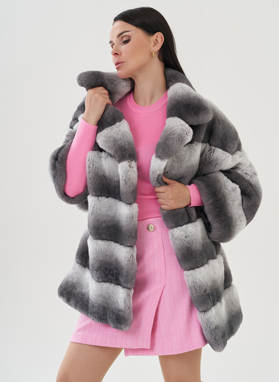 Шуба из кролика оверсайз