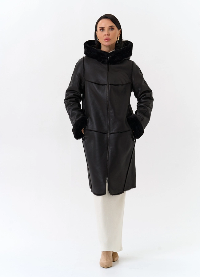 Женская натуральная дубленка с капюшоном модель № 32199 меха малина