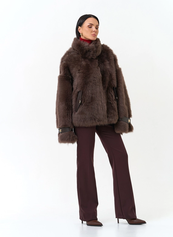 Женская дубленка с воротником стойкой фото